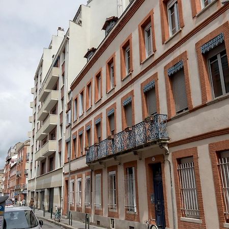 Le Nid D'Orient Entre Matabiau Et Capitole Parking Toulouse Exterior foto